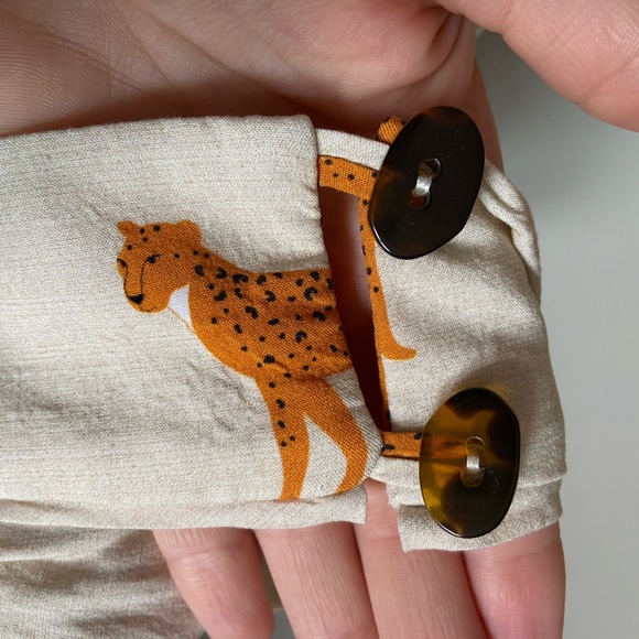 Medium BOAH cheetah cat pattern summer tank top - Picture 6 of 16